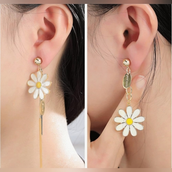 Gold-plated white and yellow Daisy earrings with silver post BOGO - Picture 6 of 13